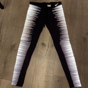Reflective Nike leggings, black, med